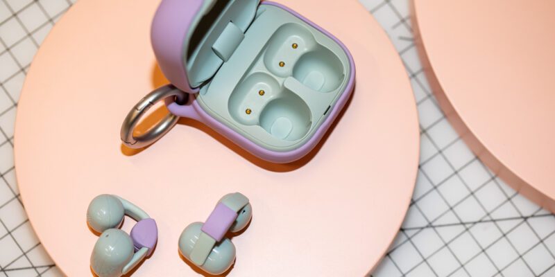 Sony’s first clip earbuds don’t quite hit the mark 9 sony s first clip earbuds don t