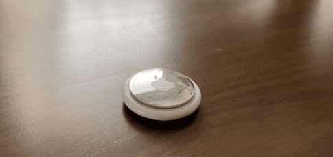 report apple plans to launch ai-powered wearable