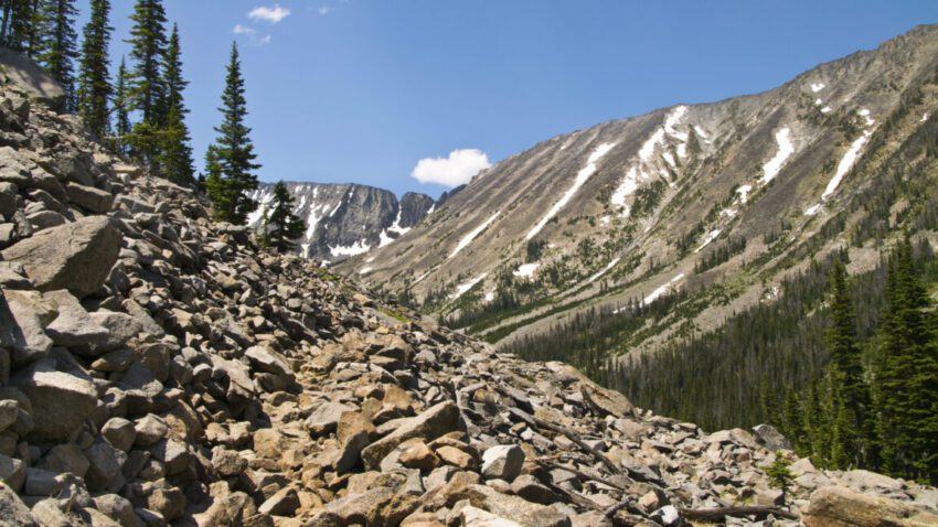 us black hawk helicopter trespasses on private