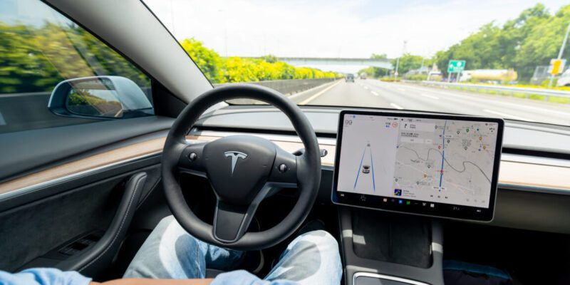 Tesla kills Autopilot, locks lane-keeping behind $99/month fee 6 tesla kills autopilot locks lane-keeping behind 99