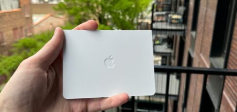 wsj inside apple s unhappy marriage with
