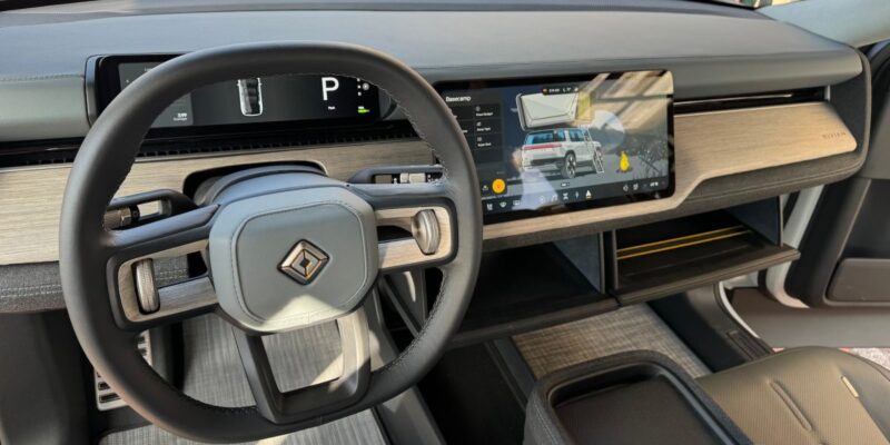 Rivian CEO touts ‘great working relationship with Apple’ despite lack of CarPlay support 16 rivian ceo touts great working relationship with