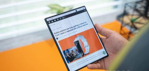 Tech News 12 samsung s crease-less foldable display might also