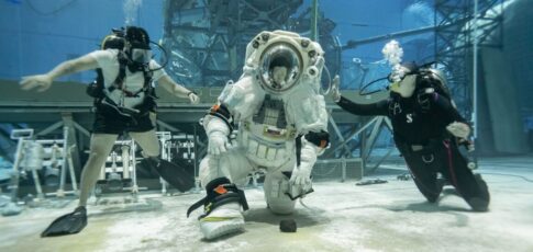 Tech News 5 former astronaut on lunar spacesuits i don