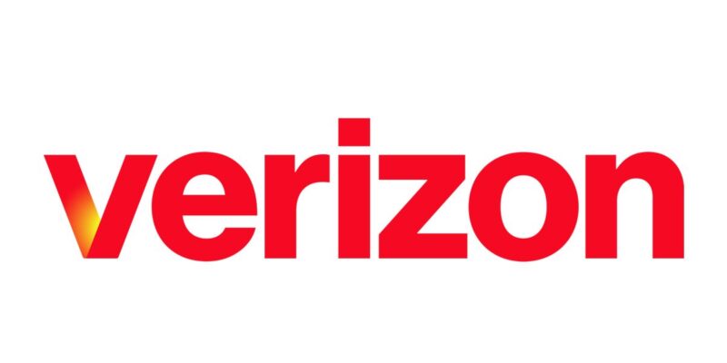 Verizon outage takes down cell service across large parts of the US 3 verizon outage takes down cell service across