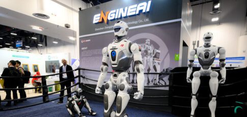 Tech News 7 i met a lot of weird robots