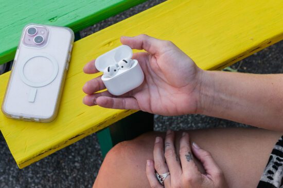 here are the best airpods deals you
