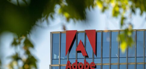 user blowback convinces adobe to keep supporting