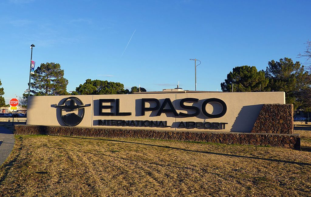 the feds closed air space around el