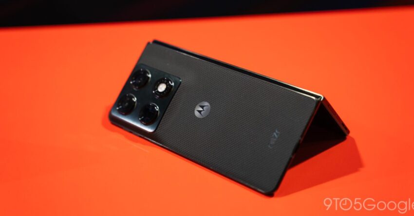 motorola teases every detail about razr fold