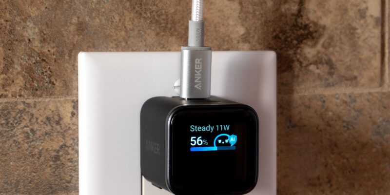 Anker’s new charger with a screen would feel less gimmicky if it did more 9 anker s new charger with a screen