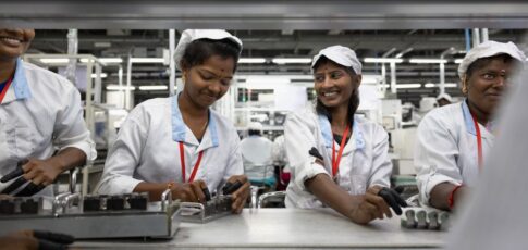 Tech News 10 apple boosts indian manufacturing investment with new