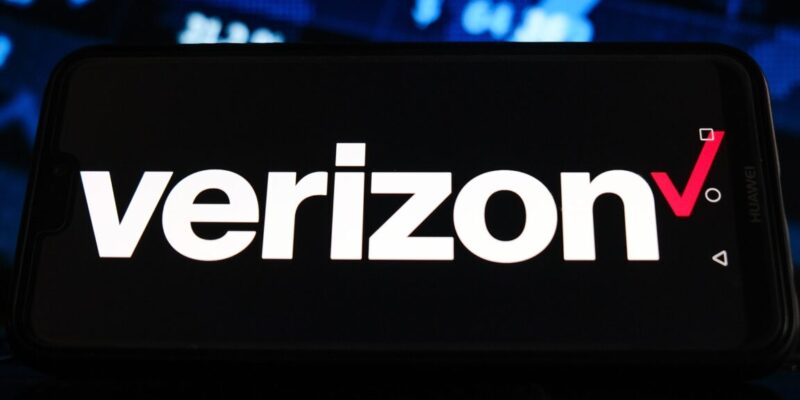 Verizon acknowledges "pain" of new unlock policy, suggests change is coming 16 verizon acknowledges pain of new unlock policy