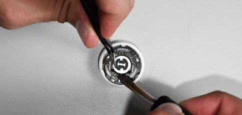 ifixit tears down new airtag finds 50