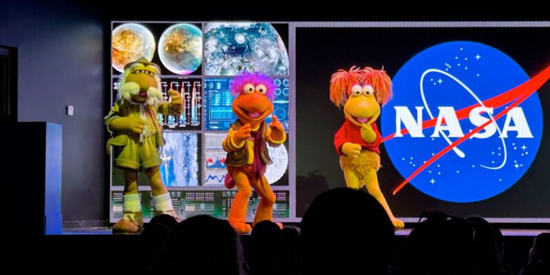 NASA stage show explores "outer" outer space with Henson's Fraggles 12 nasa stage show explores outer outer space
