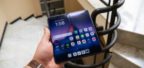 Tech News 9 oppo and honor tease the first crease-less