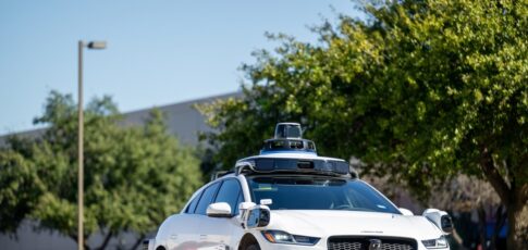 Tech News 6 waymo is asking doordash drivers to shut