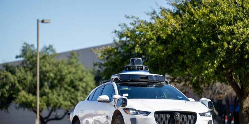 waymo is asking doordash drivers to shut