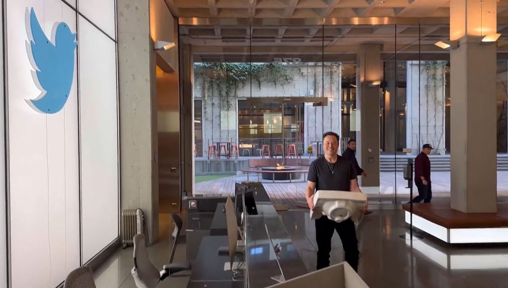 elon musk loses big in court x