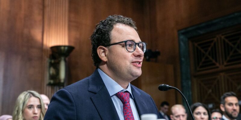Trump moves to ban Anthropic from the US government 17 trump moves to ban anthropic from the