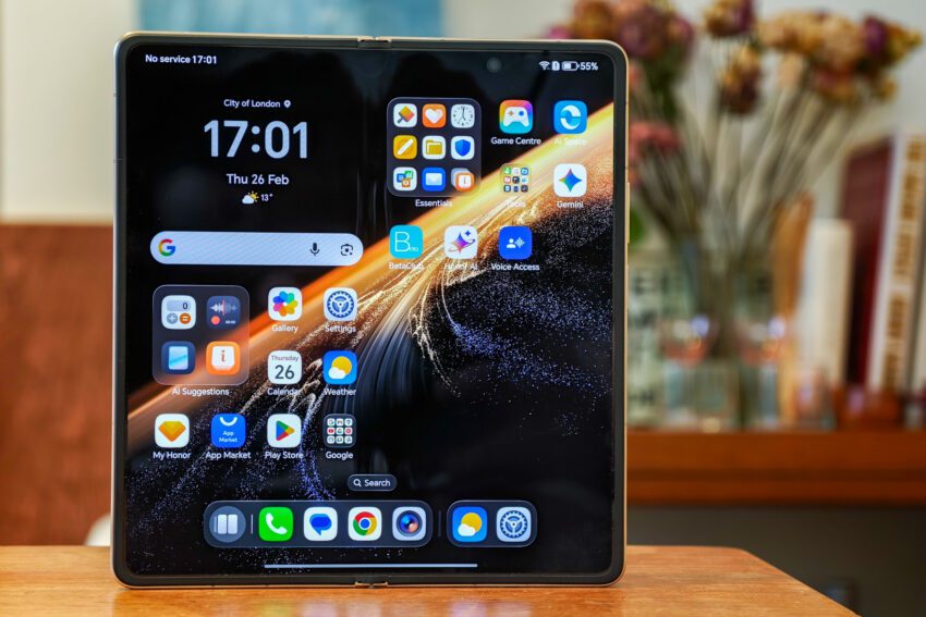 honor s magic v6 is the first