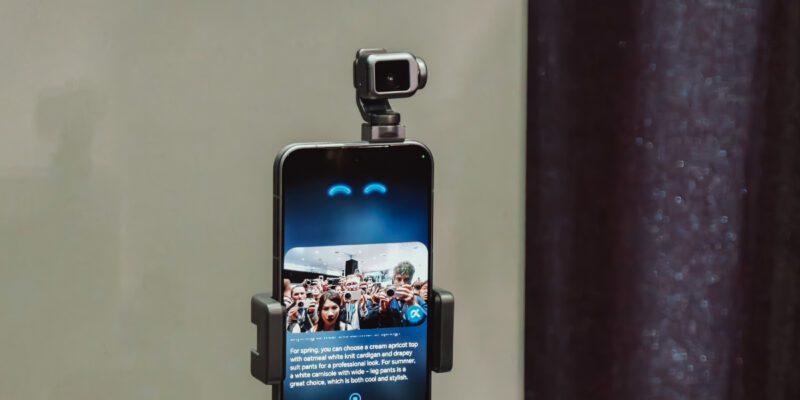 Honor claims its Robot Phone will launch later this year 19 honor claims its robot phone will launch