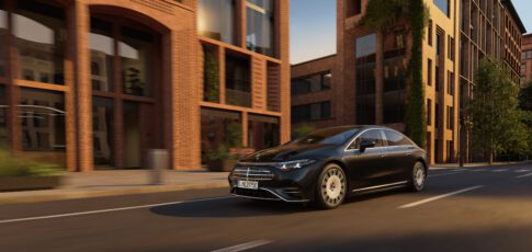 the mercedes eqs returns with massive range