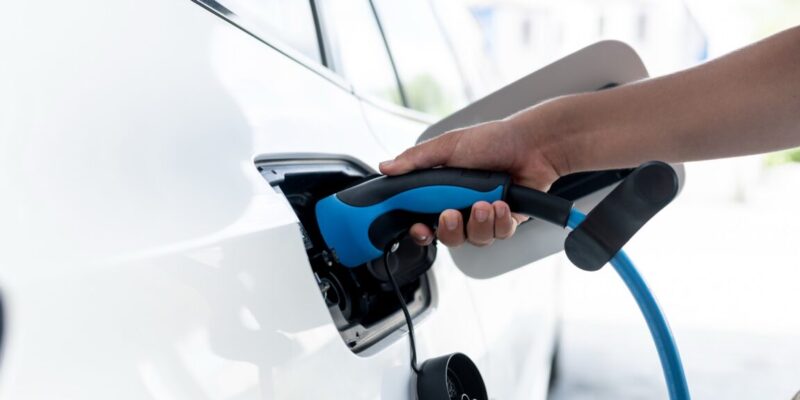plug-in hybrids get plugged in more than