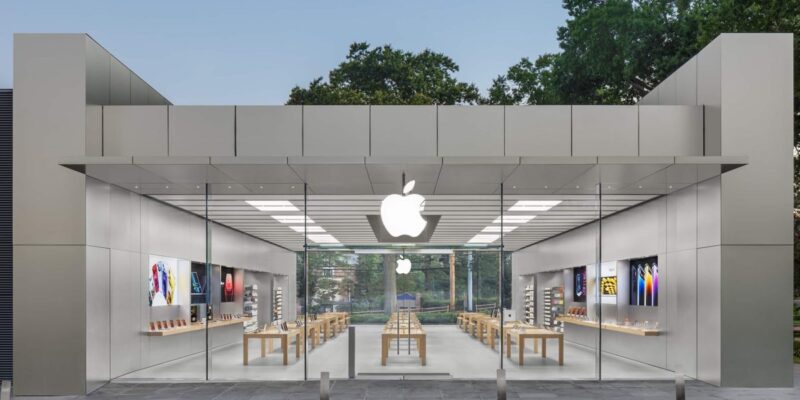 Three men charged in armed hijacking of truck carrying $1.2 million in Apple gear 10 three men charged in armed hijacking of