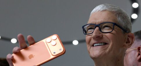 as tim cook steps down apple hit