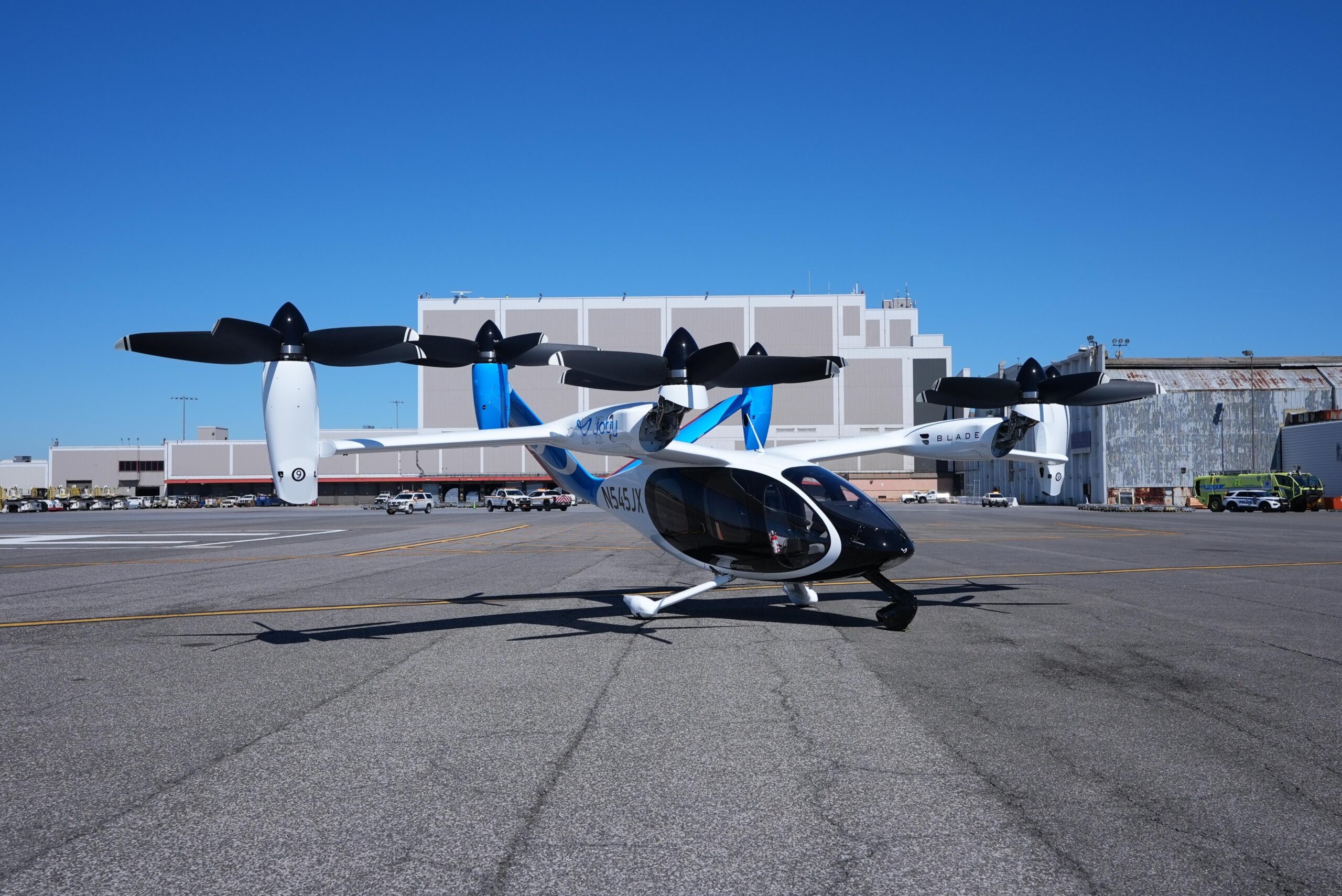 Electric air taxis are stuck in the courtroom 2 electric air taxis are stuck in the