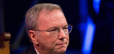 nasa picks eric schmidt s rocket company