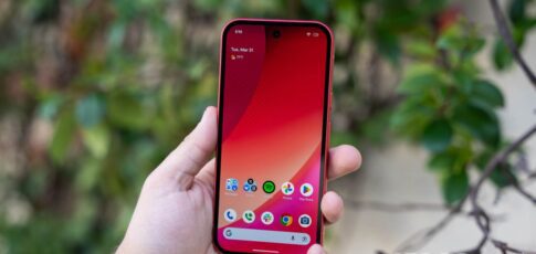 yes the pixel launcher search bar is