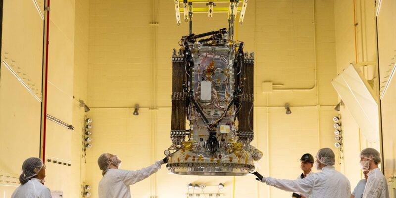 NASA launched an emergency mission to stop the Swift Observatory from crashing to Earth 3 nasa launched an emergency mission to stop