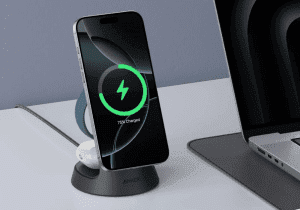 The Anker’s 3-in-1 Qi2 Charging Station charging an iPhone, Apple Watch, and AirPods.
