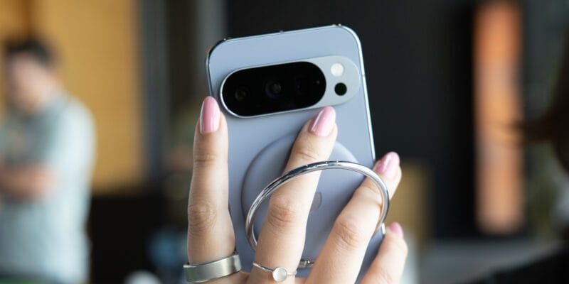 The magnets are the coolest thing about the Pixel 10 42 The magnets are the coolest thing about the Pixel 10