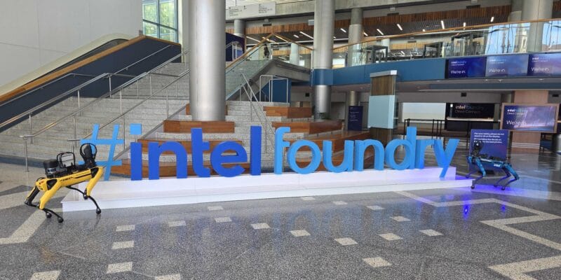 Softbank reportedly considered buying Intel's foundry division outright before investing $2 billion into the company as equity 9 Softbank reportedly considered buying Intel's foundry division outright before investing $2 billion into the company as equity | Hashe Computer Solutions (Pvt) Ltd.