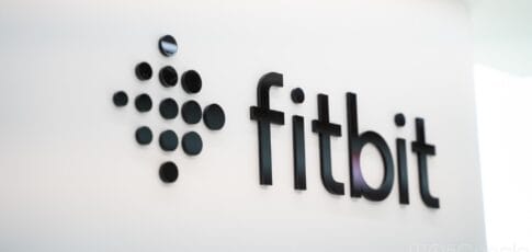 Fitbit app 4.50 rolling out with dark theme