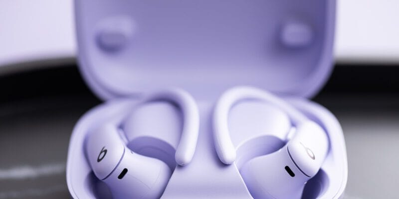 The Powerbeats Pro 2 are getting heart rate monitoring updates with iOS 26 1 the powerbeats pro 2 are getting heart
