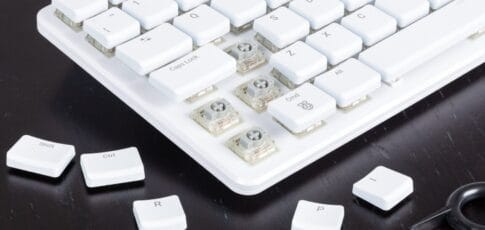 raspberry pi 500 puts the pi 16gb