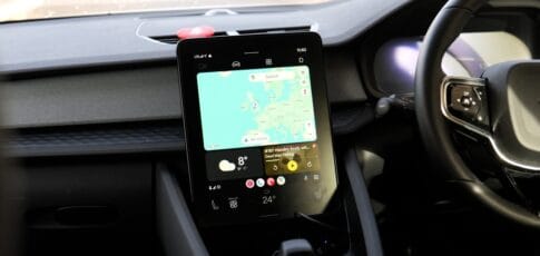 android auto bug causes giant apps and