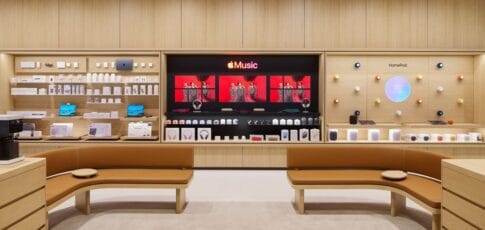 22 years on apple ginza store reopens