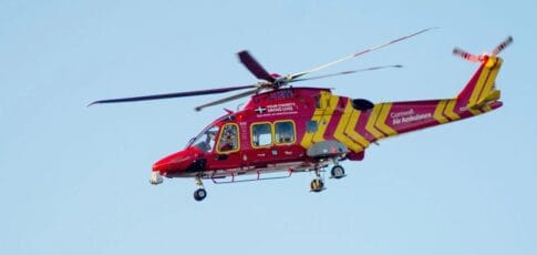 as apple again extends free satellite messaging