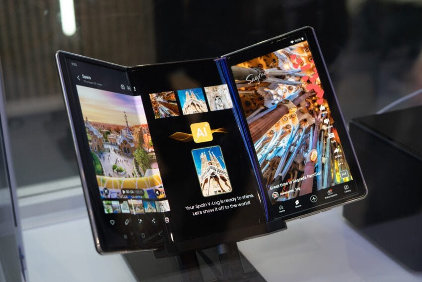 samsung s trifold might be launching pretty