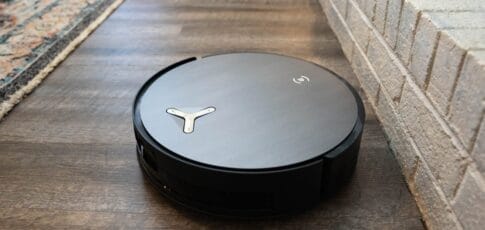 review ecovacs x11 omnicyclone offers less maintenance