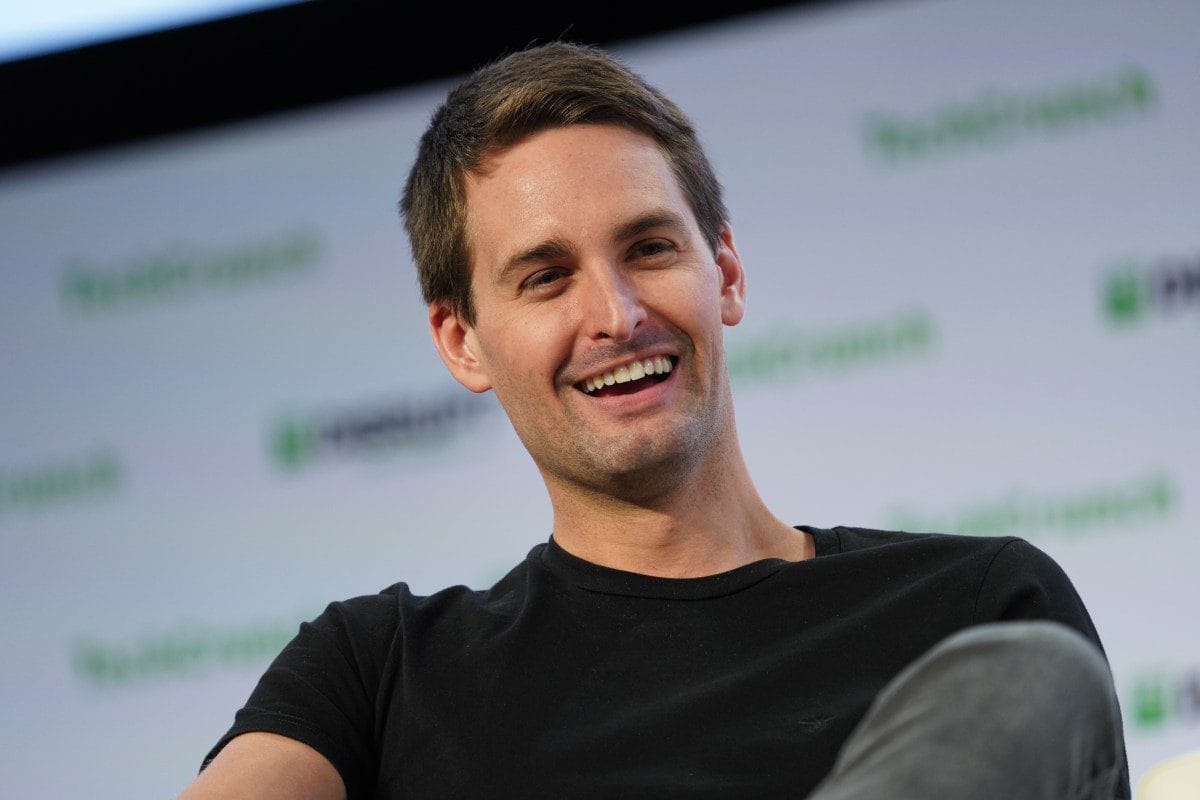 snap breaks into startup squads as ad