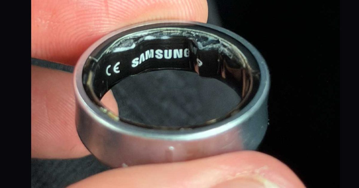 swollen galaxy ring battery gets stuck on