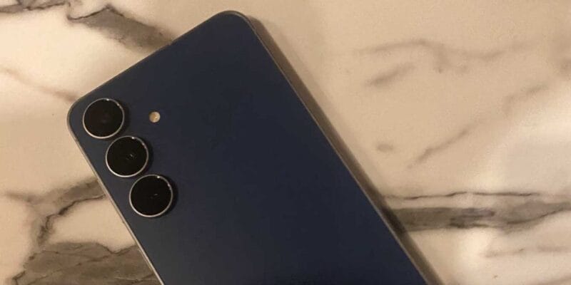 Galaxy S25 FE leaks in real-life images with every Galaxy AI feature 8 galaxy s25 fe leaks in real-life images