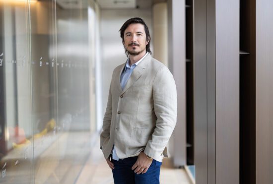 robinhood embraces copy trading after warning competitors