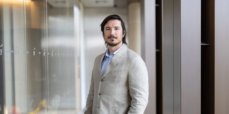 Robinhood embraces copy trading after warning competitors about regulatory risks 10 robinhood embraces copy trading after warning competitors